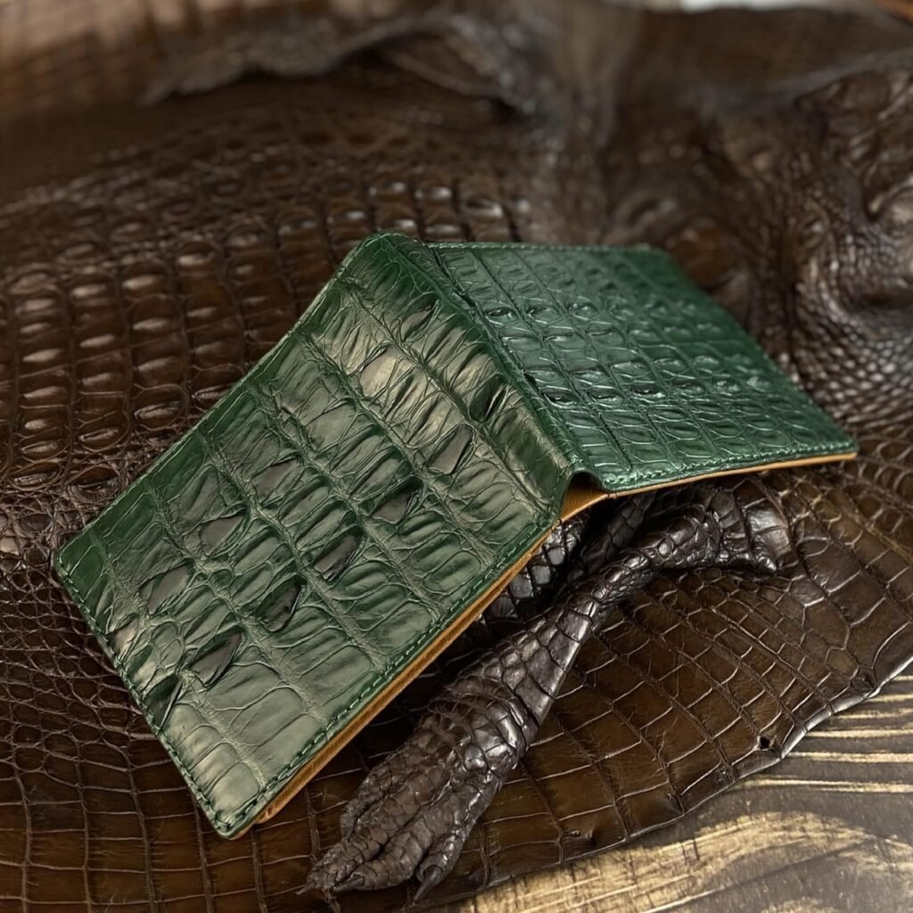 HATA Dark Brown Mens Alligator Leather Bifold Wallet Passcase Crocodile Hornback Extra Capacity Billfold Wallet RFID Blocking Double Side Handmade By Vietnamese VINAM-100